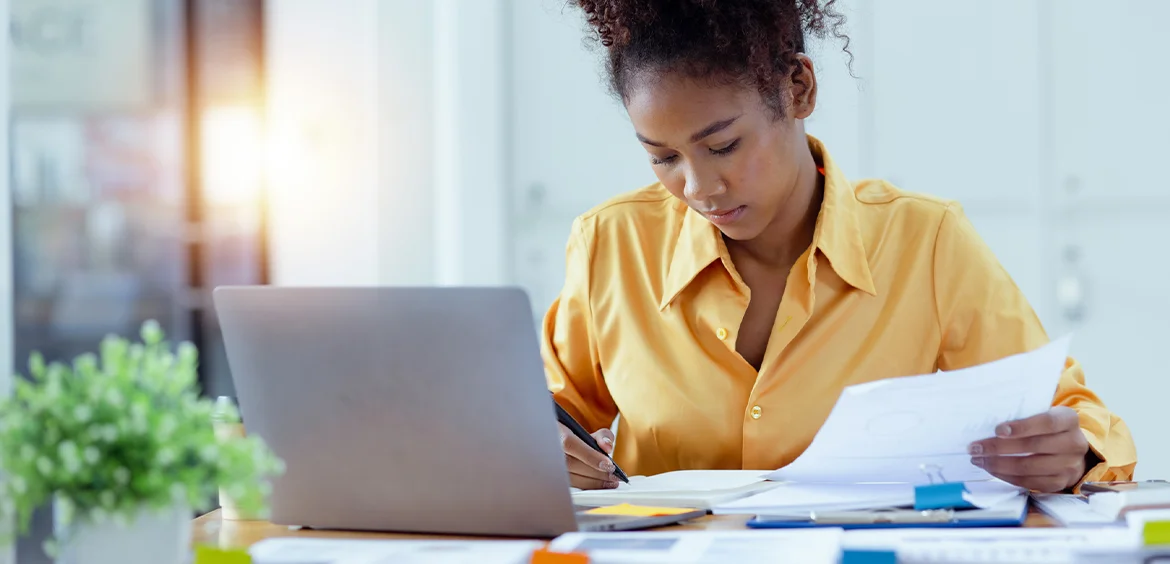 Uitzendbureau checkt loonheffingskorting en loonbelastingverklaring van uitzendkracht